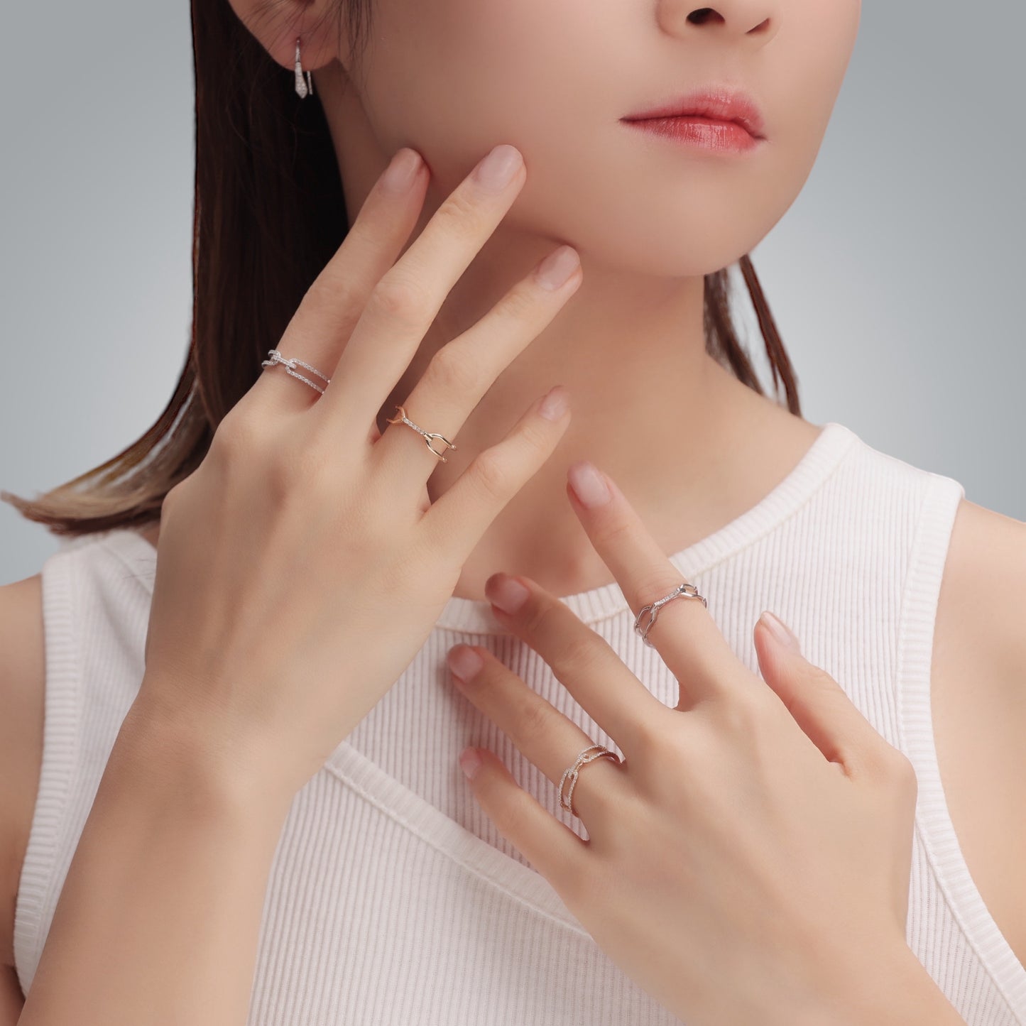 Links 18K White Gold White Diamond Ring