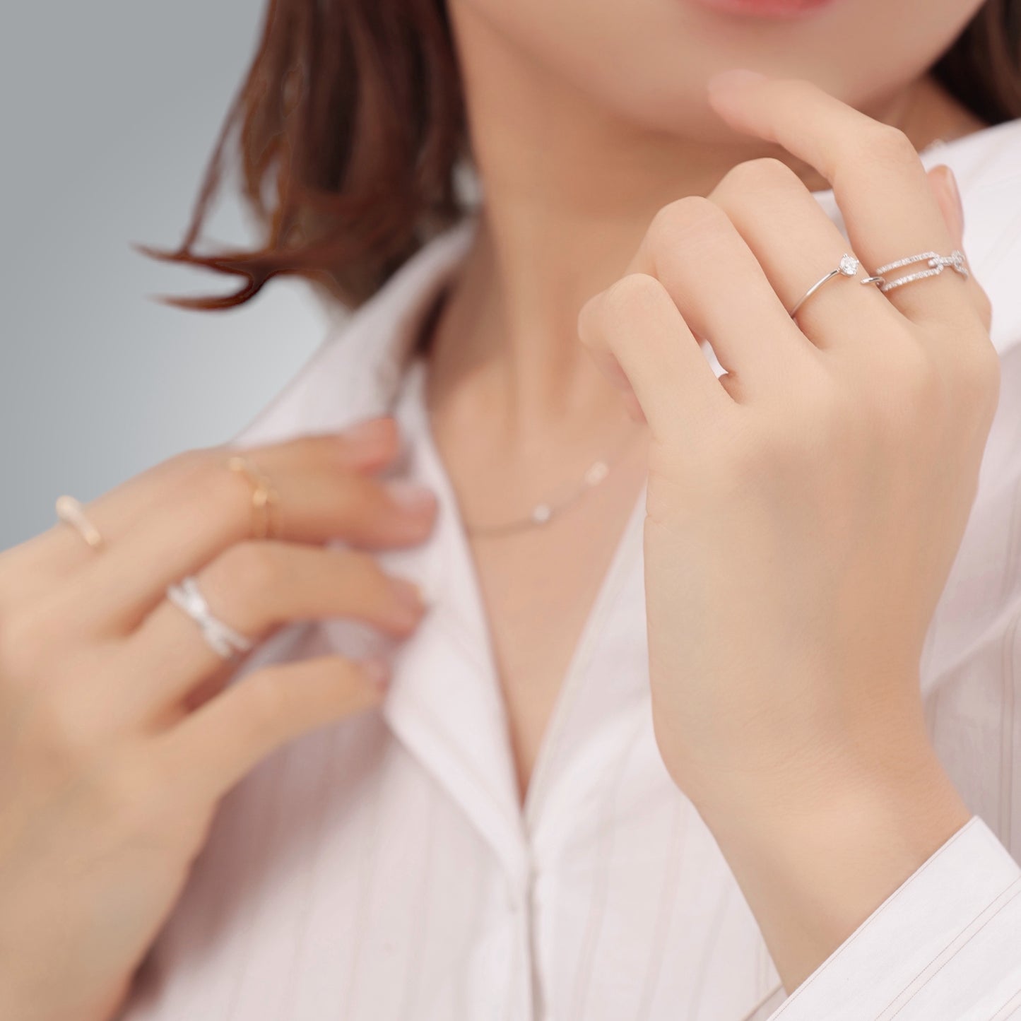 Smile 18K White Gold White Diamond Ring